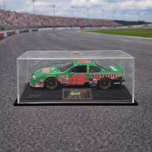 Revell Bobby Labonte 18 Interstate Batteries Pontiac Grand Prix 1:24 Diecast Car